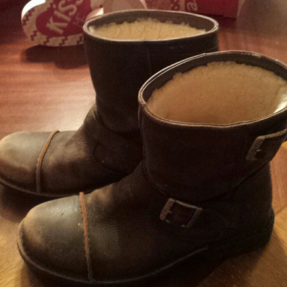 Authentic UGGs distressed leather boots